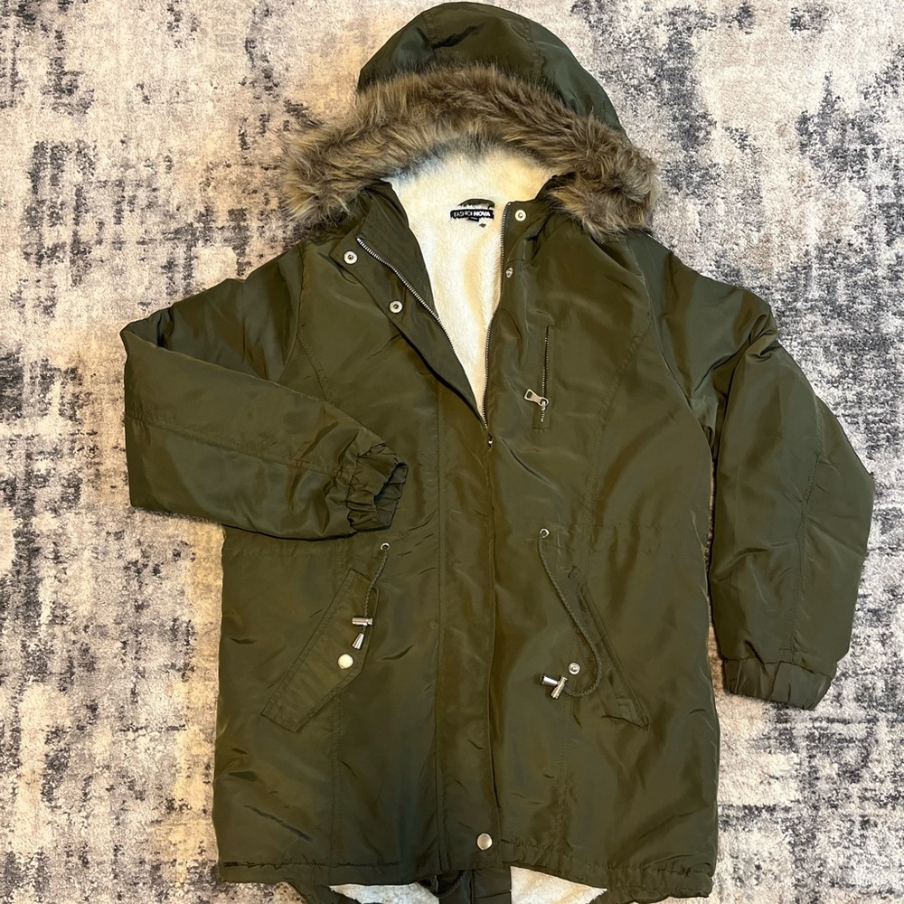 Olive Fur Hood Jacket M